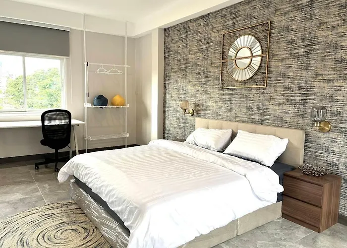 Apartment House In The Heart Of Thonglor, Bangkok, 8 Min To Bts